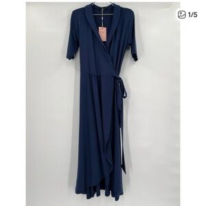 Quince tencel Navy Wrap Dress, NWT medium